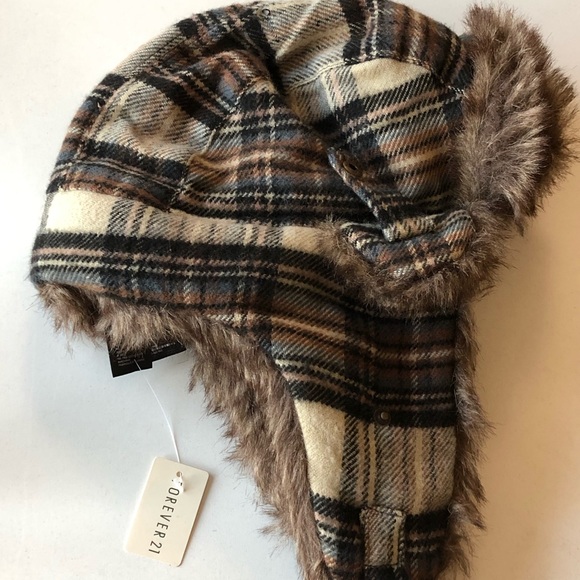 Forever 21 Winter Hat 💖 - Picture 2 of 10